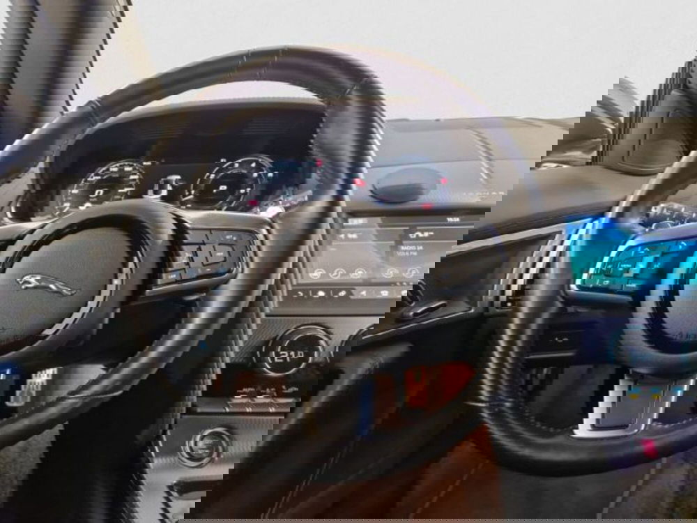 Jaguar F-Type Coupé usata a Livorno (16)