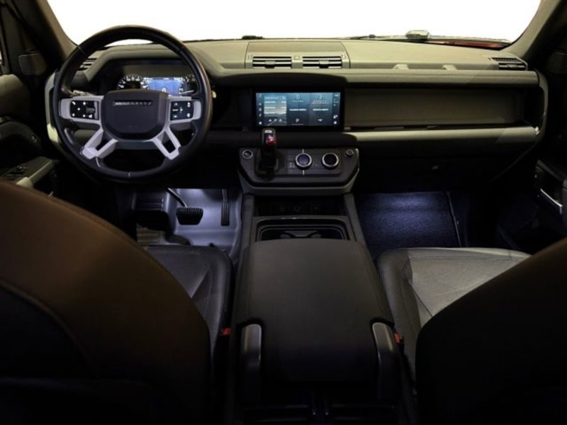 Land Rover Defender usata a Livorno (6)