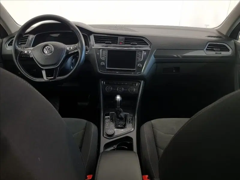Volkswagen Tiguan usata a Lucca (13)