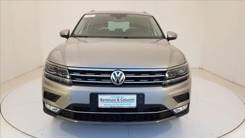 Volkswagen Tiguan usata a Lucca (2)