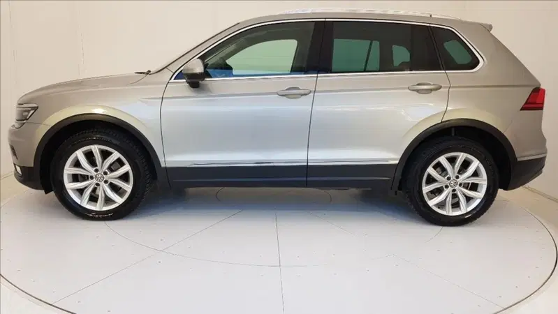 Volkswagen Tiguan usata a Lucca (3)