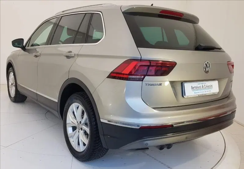 Volkswagen Tiguan usata a Lucca (4)