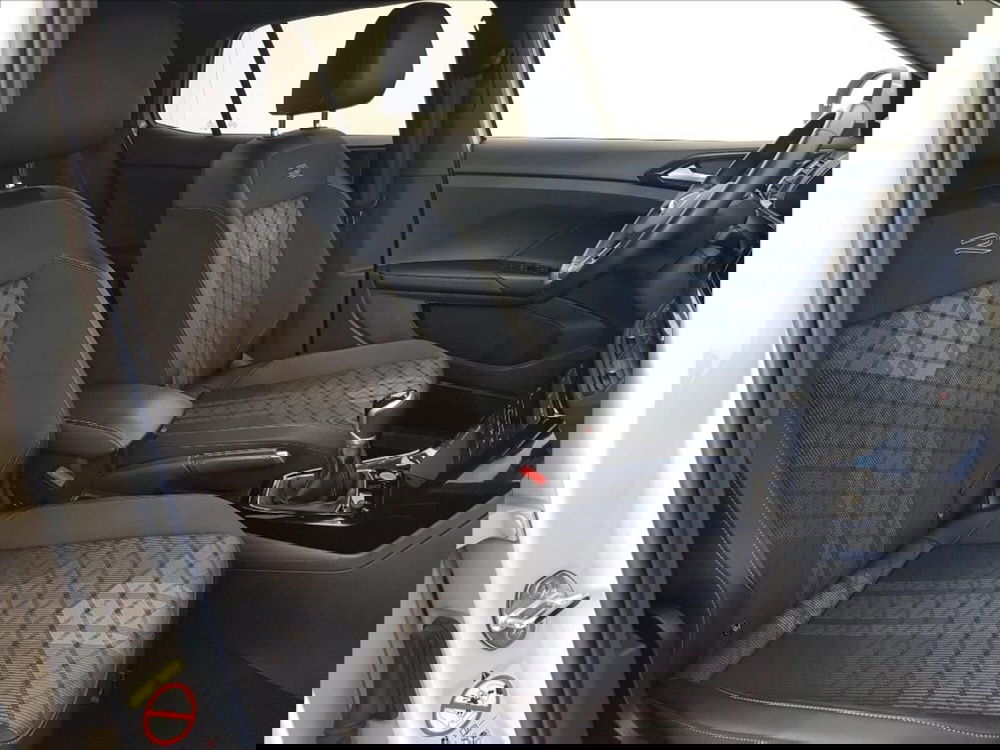 Volkswagen T-Cross usata a Lucca (11)