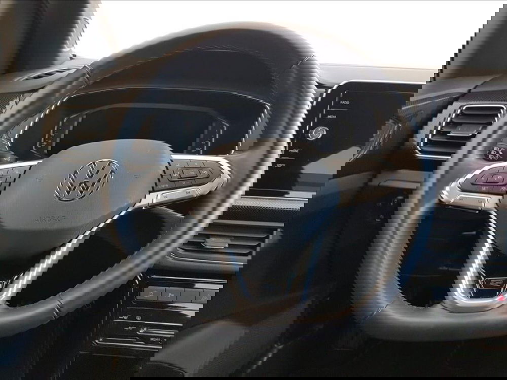 Volkswagen T-Cross usata a Lucca (14)