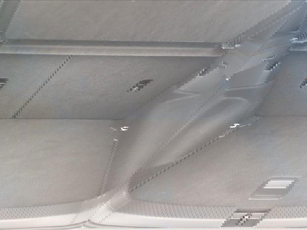 Volkswagen T-Cross usata a Lucca (15)