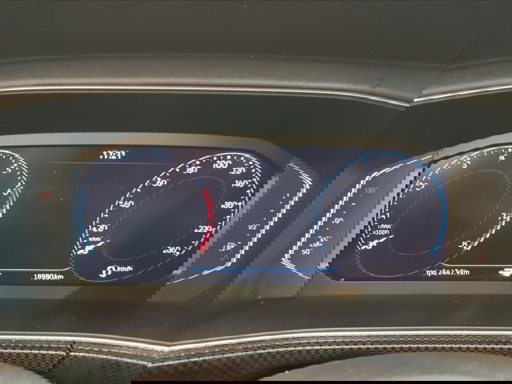 Volkswagen T-Cross usata a Lucca (16)