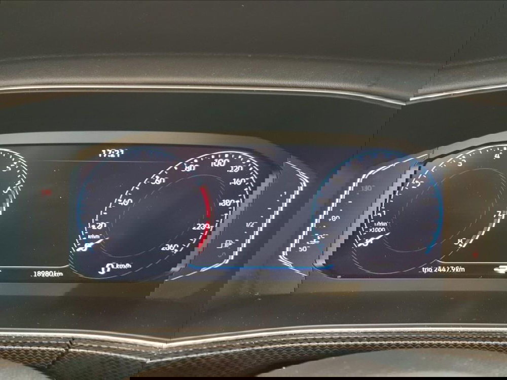 Volkswagen T-Cross usata a Lucca (16)