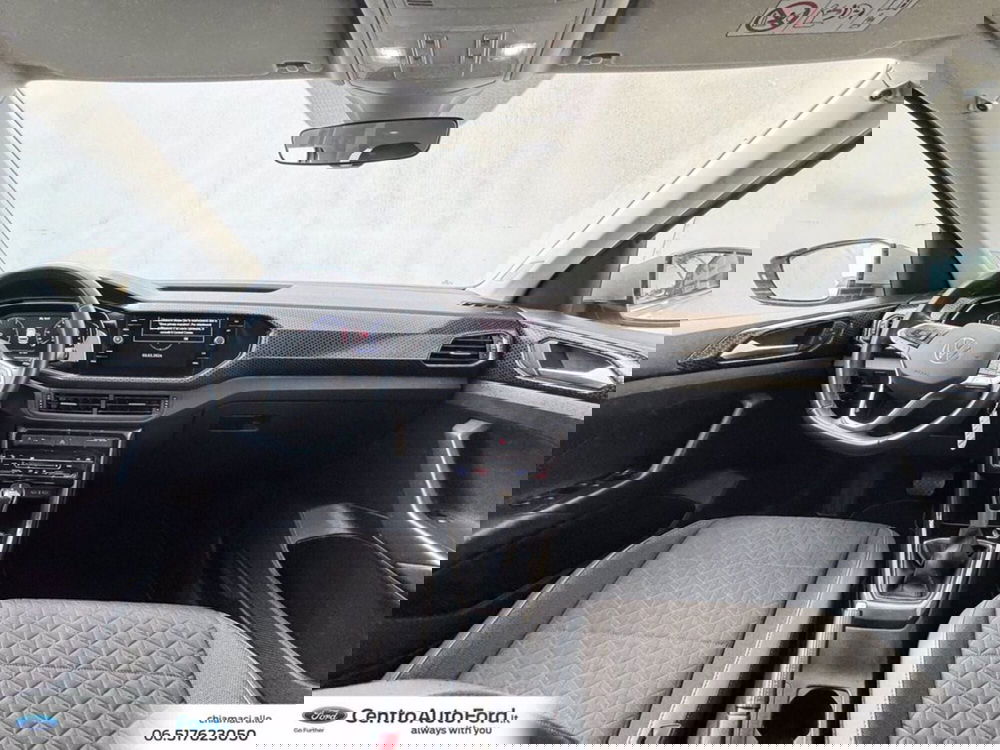 Volkswagen T-Cross usata a Roma (10)
