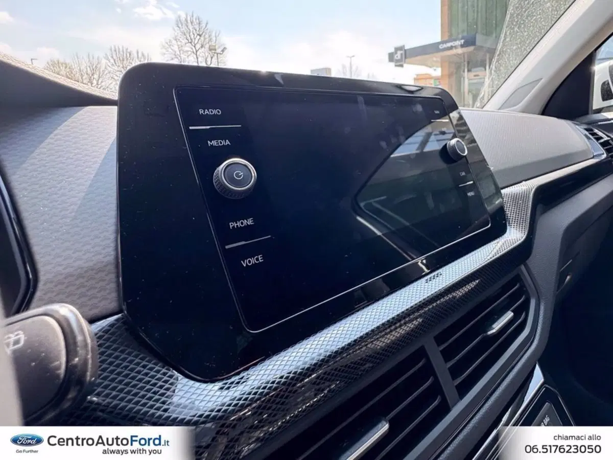 Volkswagen T-Cross nuova a Roma (13)