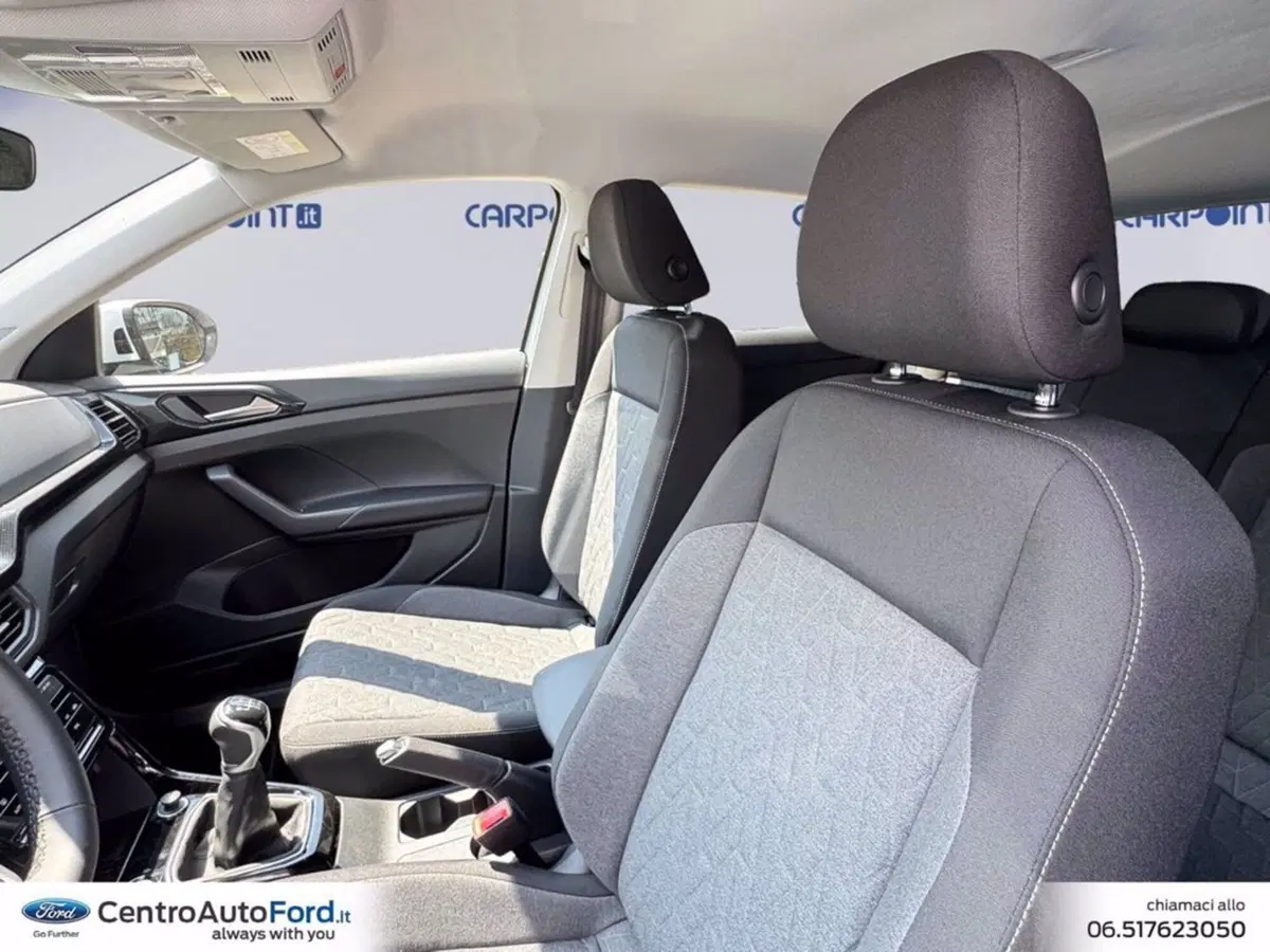 Volkswagen T-Cross nuova a Roma (7)