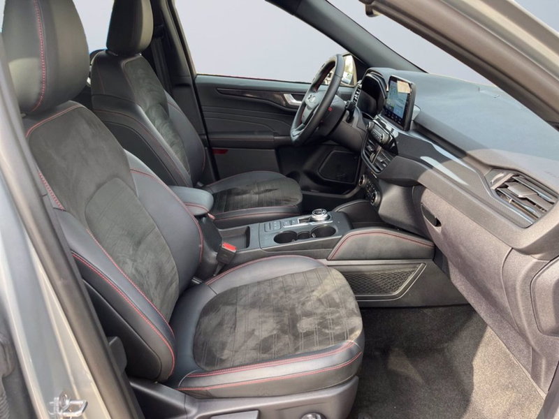 Ford Kuga usata a Milano (11)