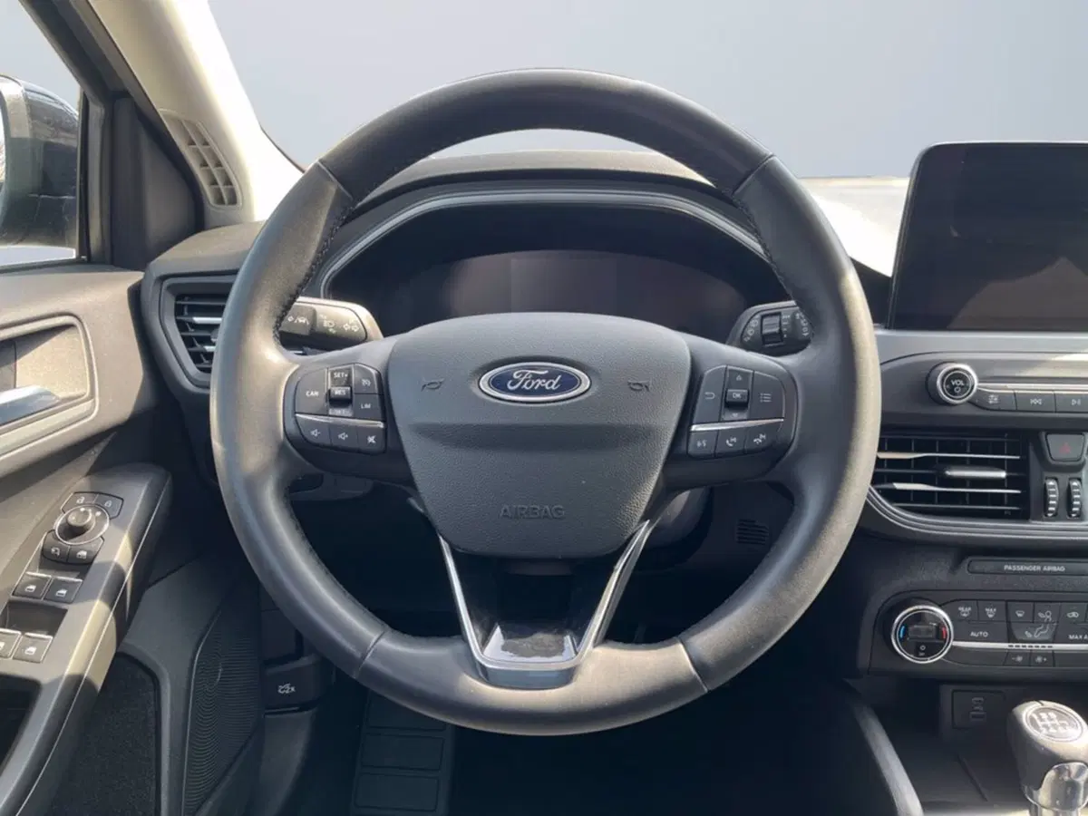 Ford Focus usata a Milano (13)