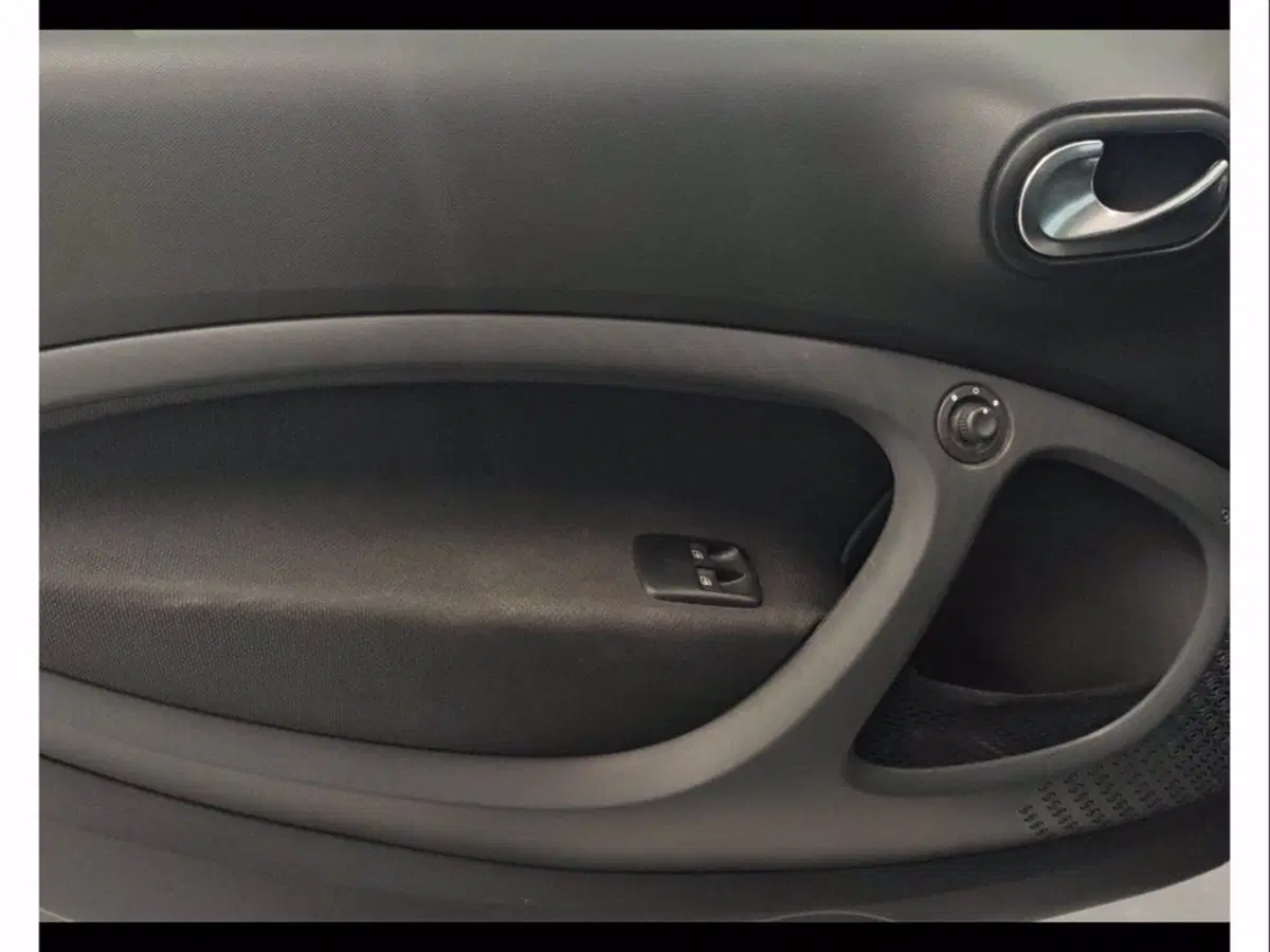smart Fortwo usata a Catania (10)