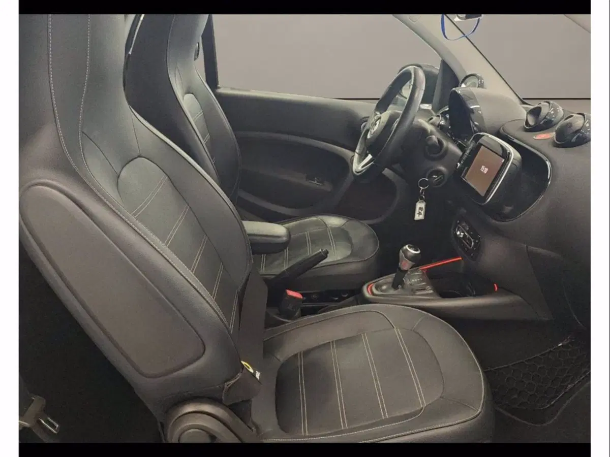 smart Fortwo usata a Catania (13)