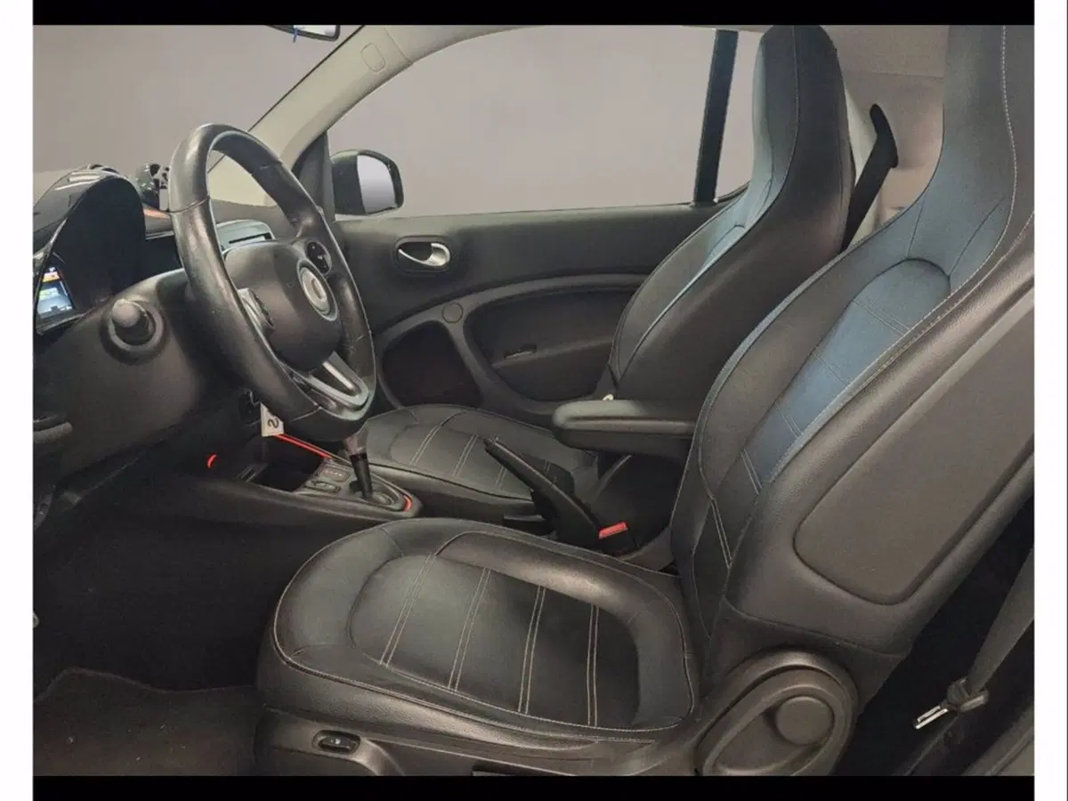 smart Fortwo usata a Catania (9)