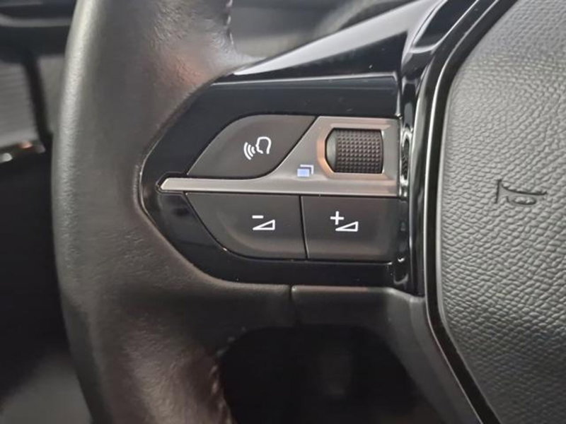 Peugeot 208 usata a Salerno (20)