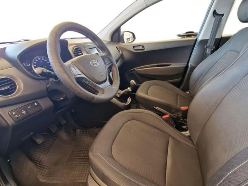 Hyundai i10 usata a Salerno (9)