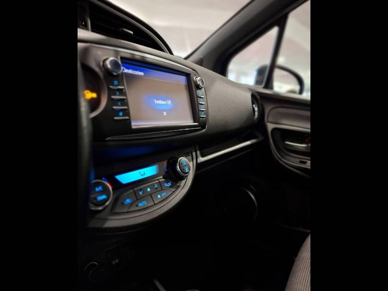 Toyota Yaris usata a Torino (8)