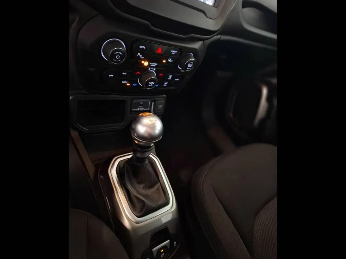 Jeep Renegade usata a Torino (9)