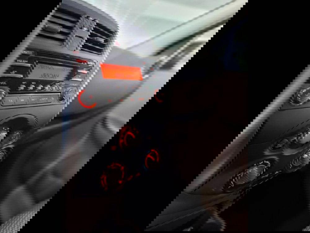 Nissan Micra usata a Torino (8)