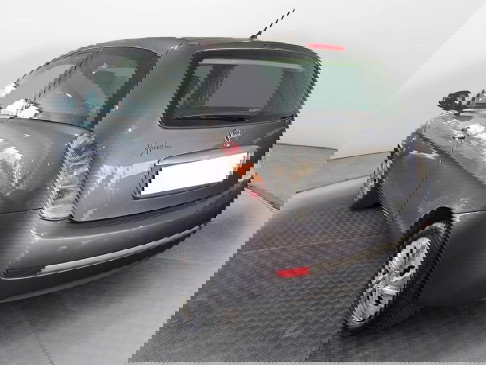 Lancia Ypsilon usata a Torino (6)