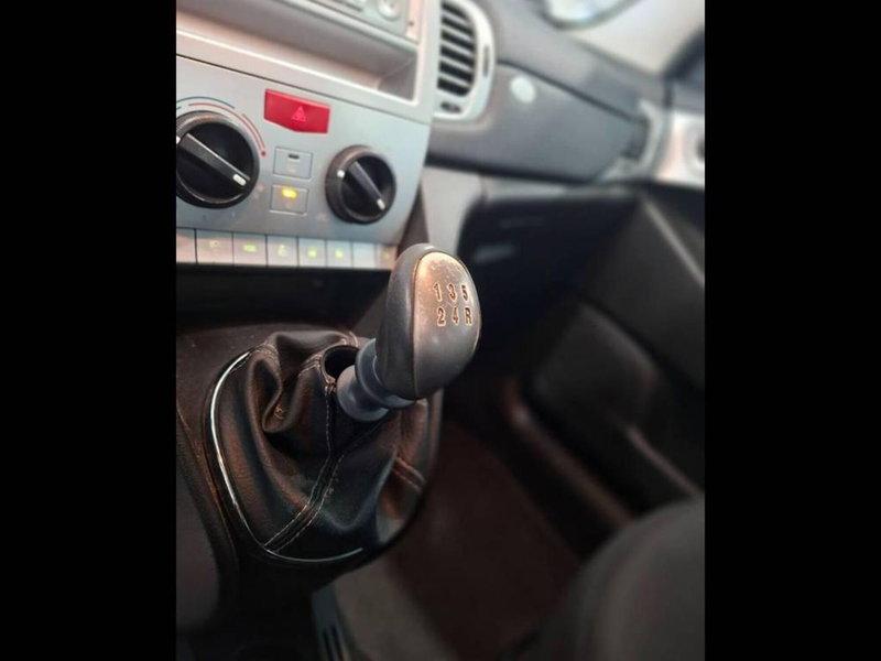Lancia Ypsilon usata a Torino (9)