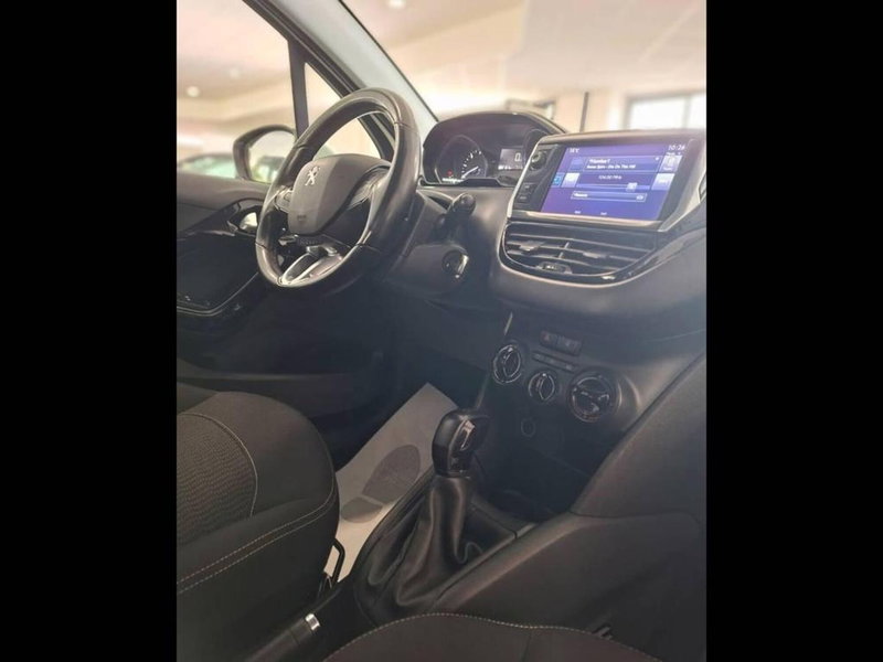 Peugeot 208 usata a Torino (10)