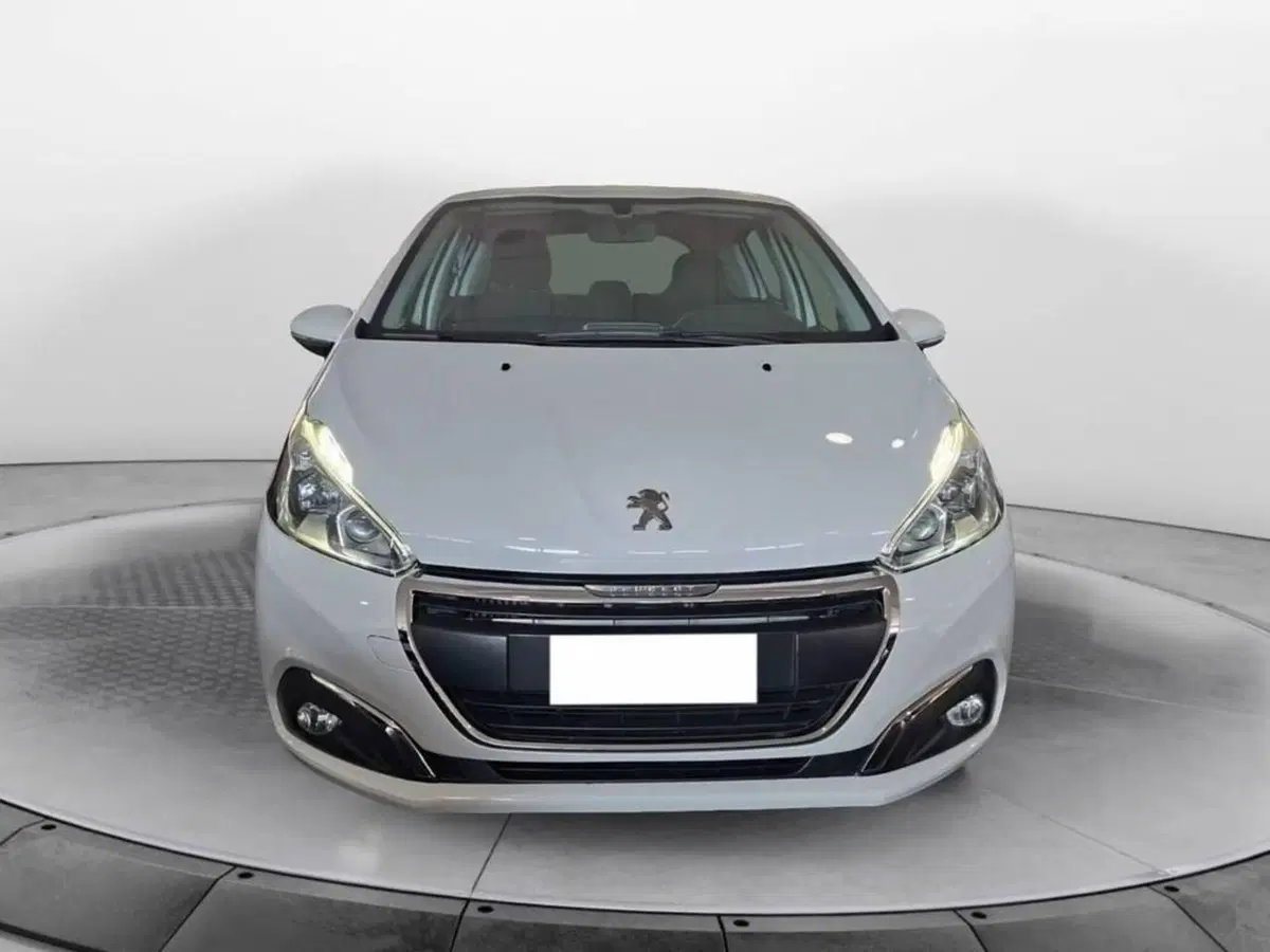 Peugeot 208 usata a Torino (2)