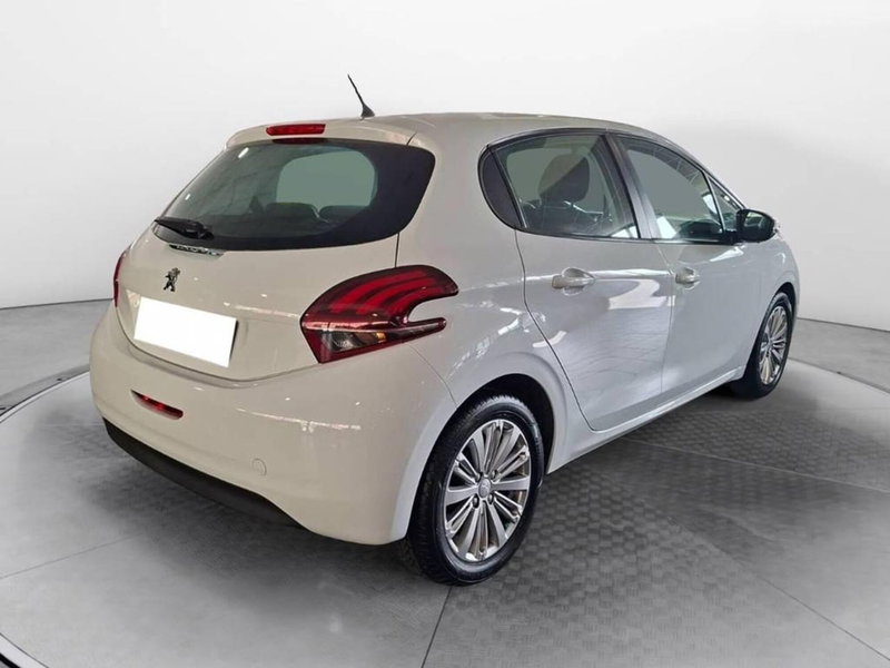 Peugeot 208 usata a Torino (4)