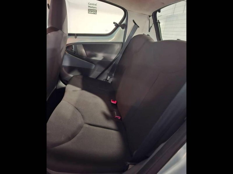 Toyota Aygo usata a Torino (13)
