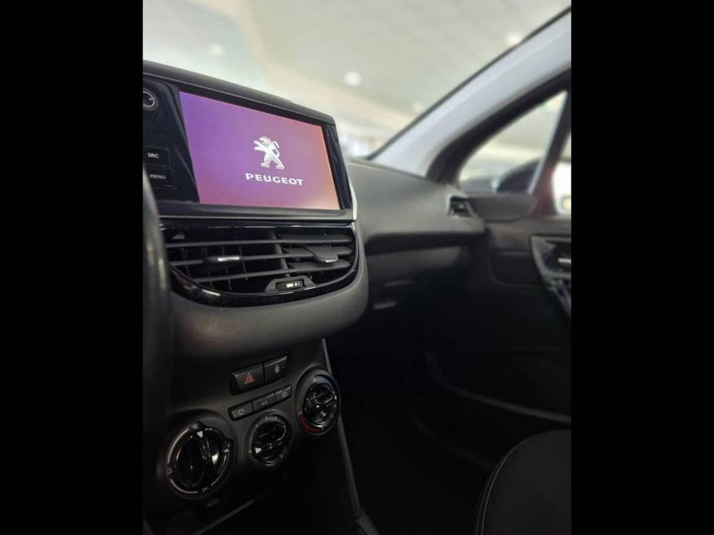 Peugeot 208 usata a Torino (8)