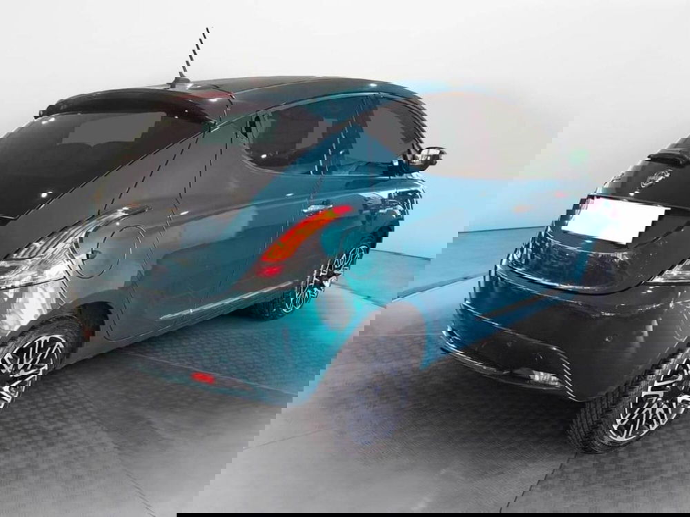 Lancia Ypsilon usata a Torino (4)