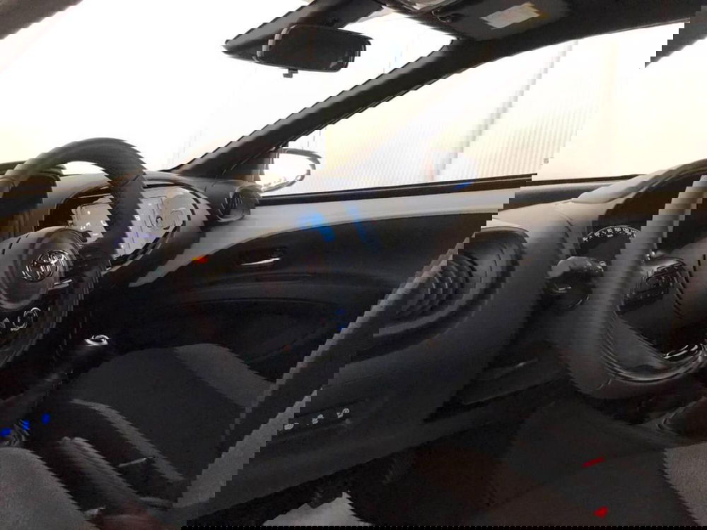 Toyota Aygo X usata a Torino (11)