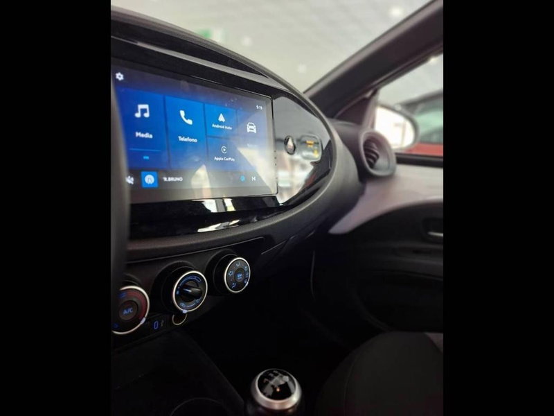 Toyota Aygo X usata a Torino (8)