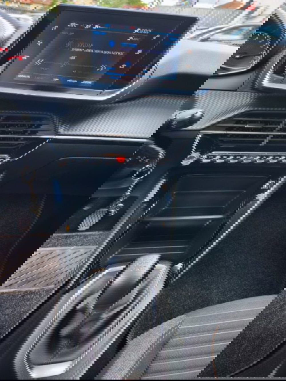 Peugeot 208 usata a Firenze (9)