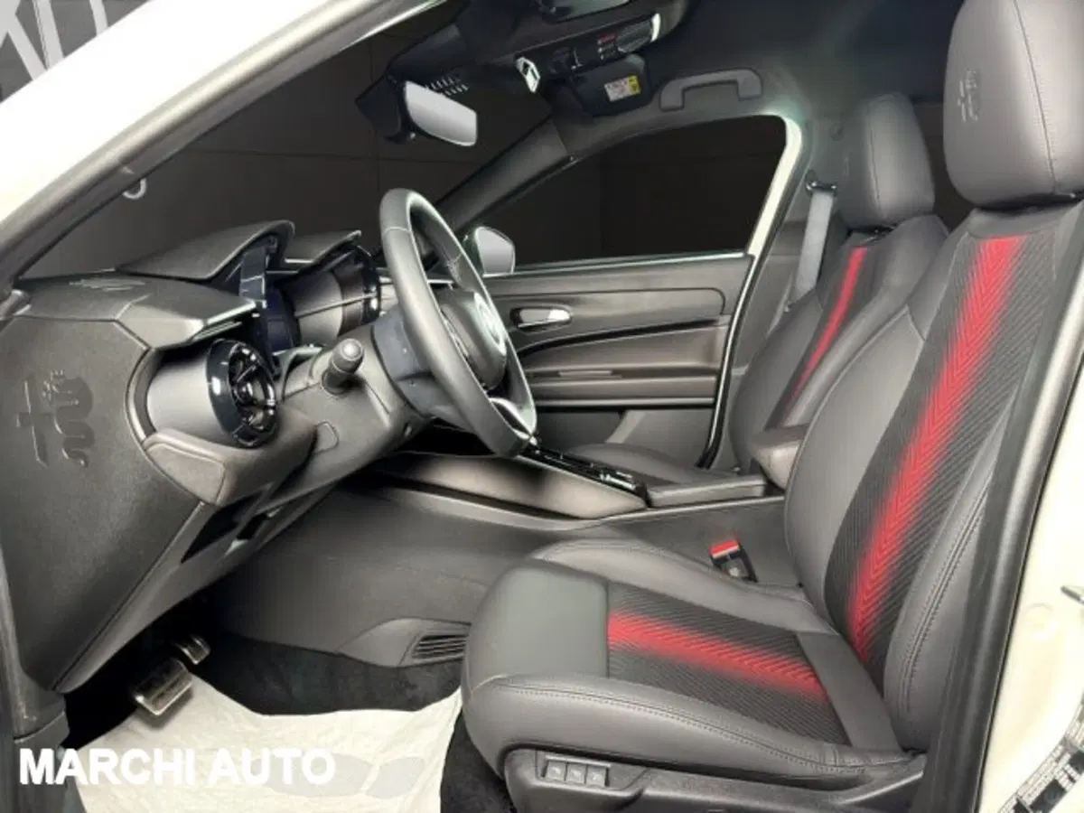 Alfa Romeo Junior nuova a Perugia (10)