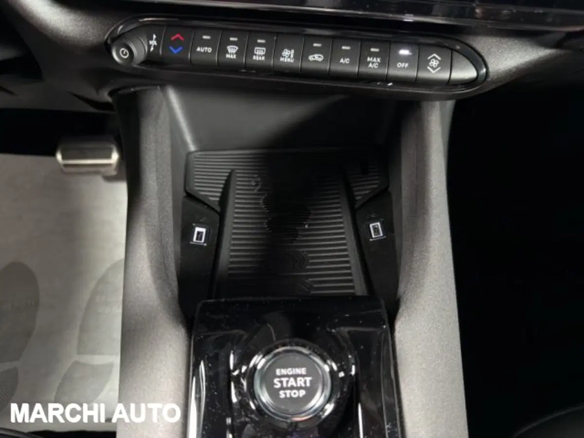 Alfa Romeo Junior nuova a Perugia (18)