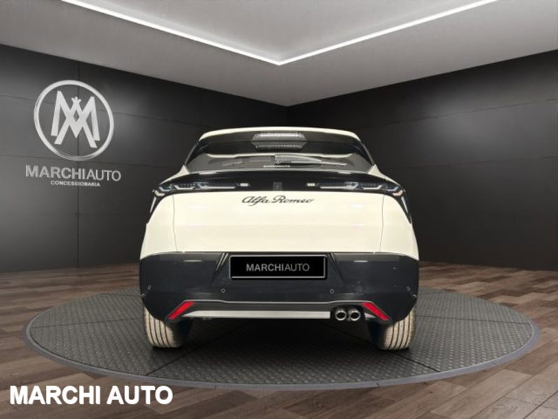 Alfa Romeo Junior nuova a Perugia (6)