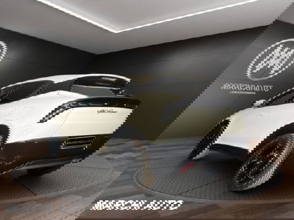 Alfa Romeo Junior nuova a Perugia (7)