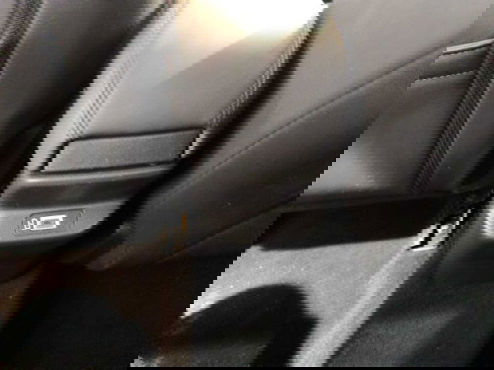 Jeep Avenger usata a Caltanissetta (17)