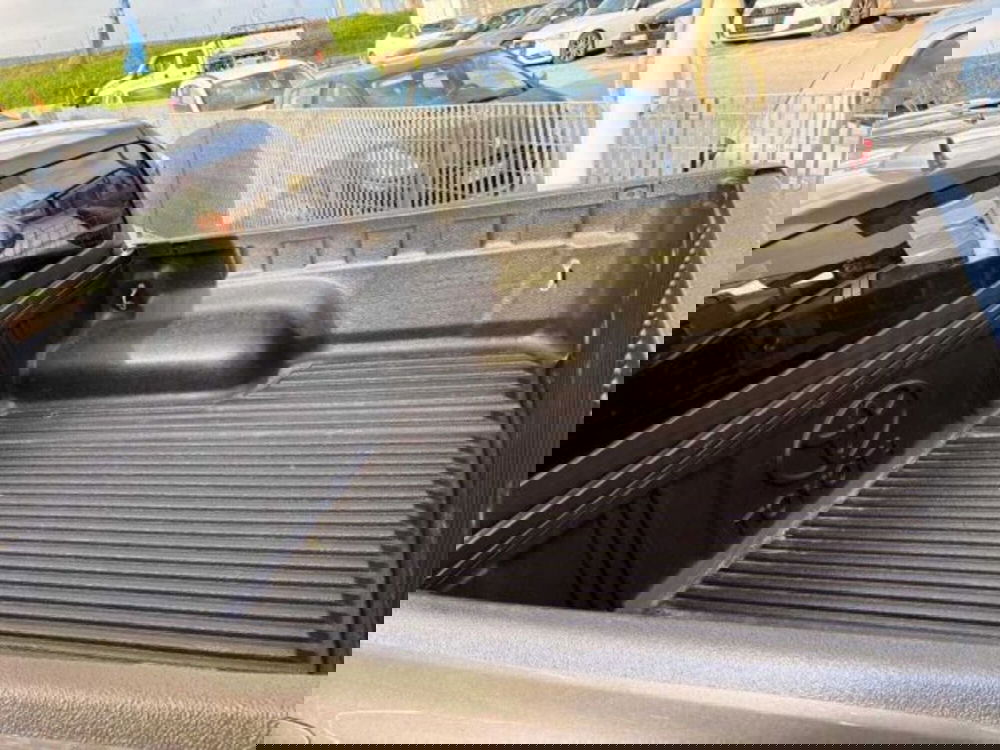 Toyota Hilux usata a Caltanissetta (10)