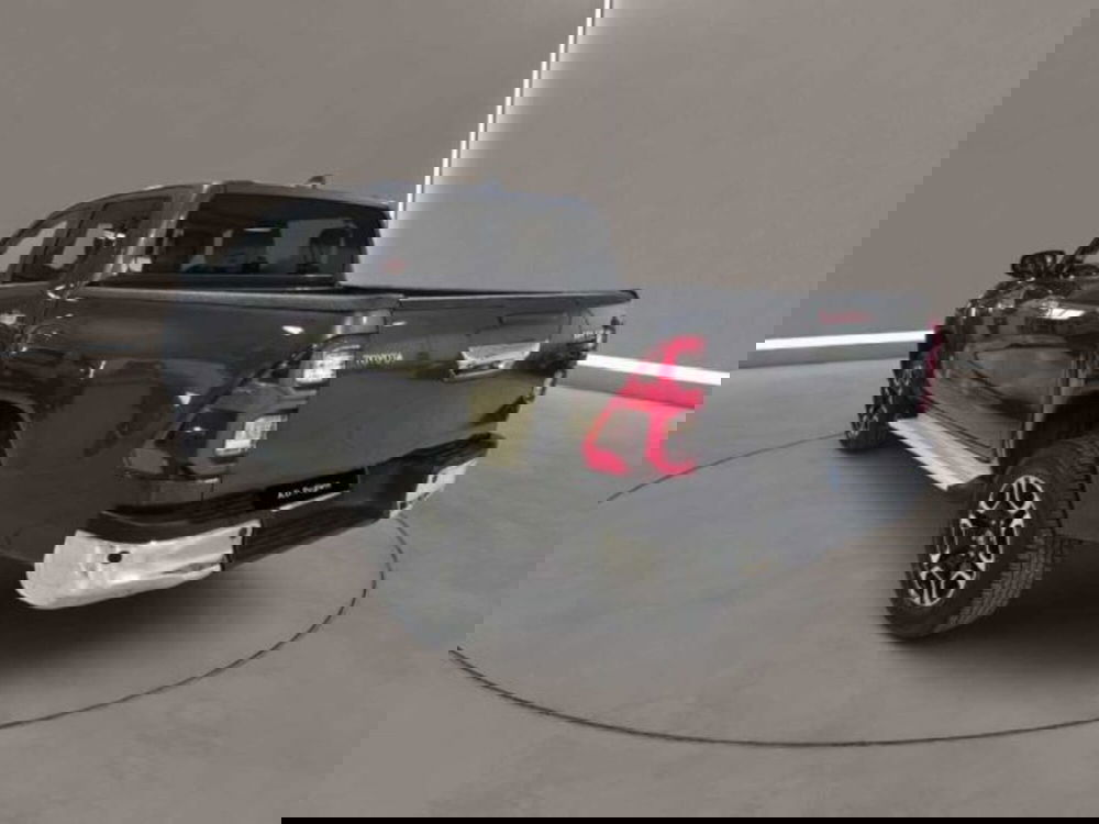 Toyota Hilux usata a Caltanissetta (8)