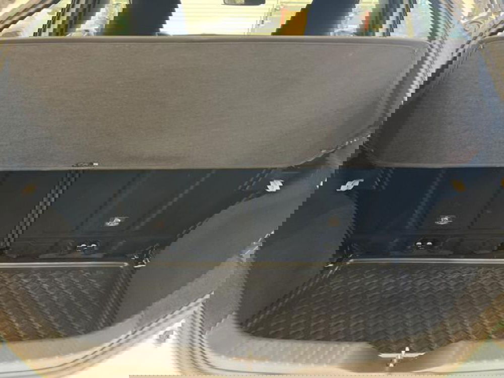 Toyota Aygo X usata a Vercelli (11)