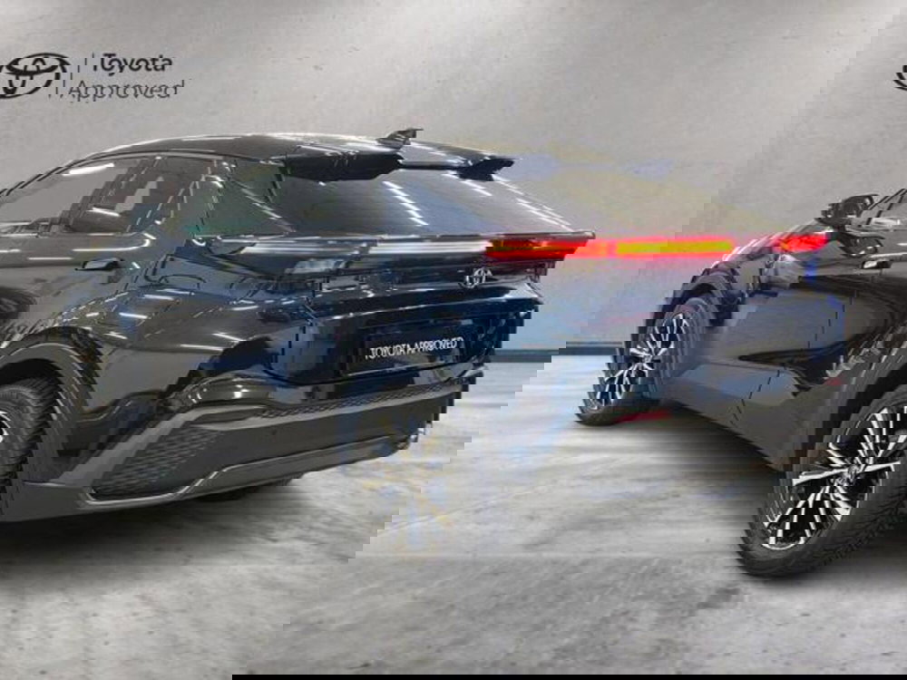 Toyota Toyota C-HR usata a Vercelli (16)