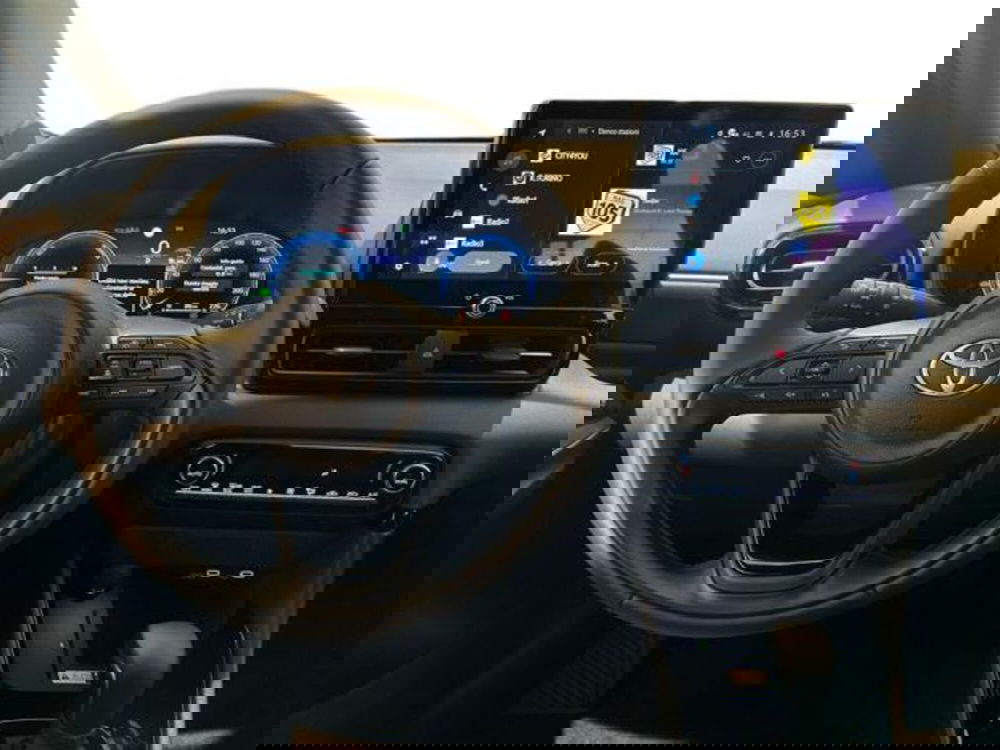 Toyota Yaris Cross nuova a Vercelli (9)