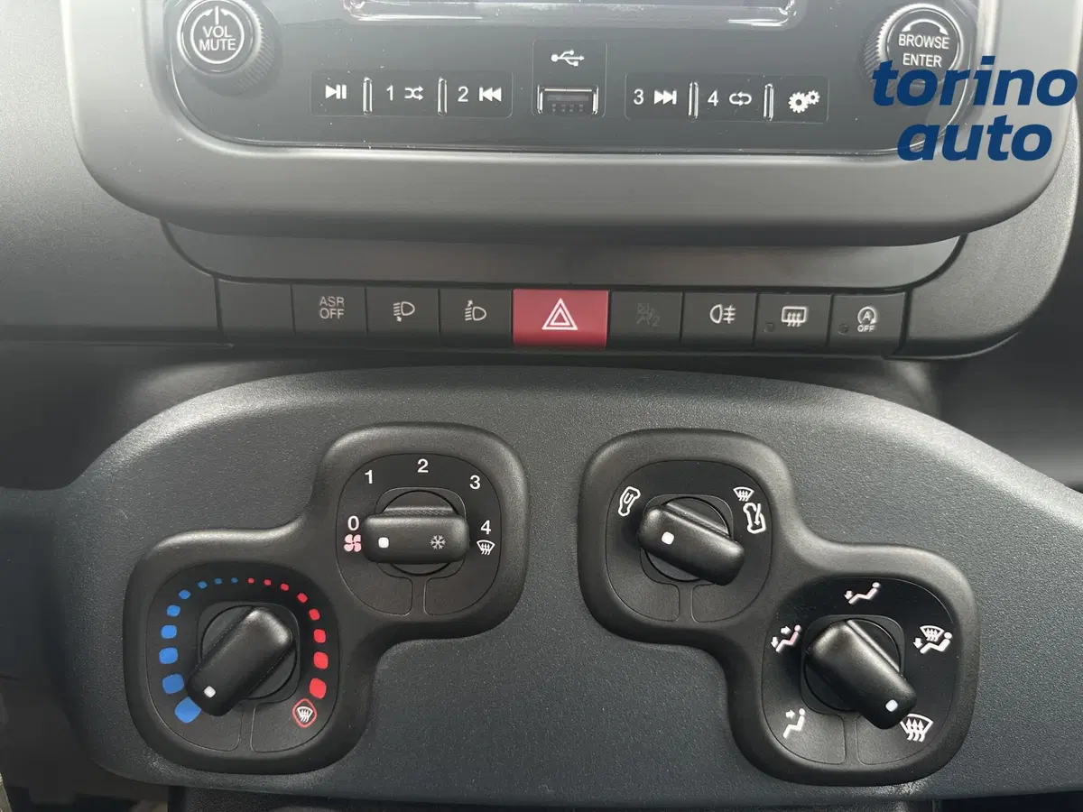 Fiat Panda Cross nuova a Cuneo (20)