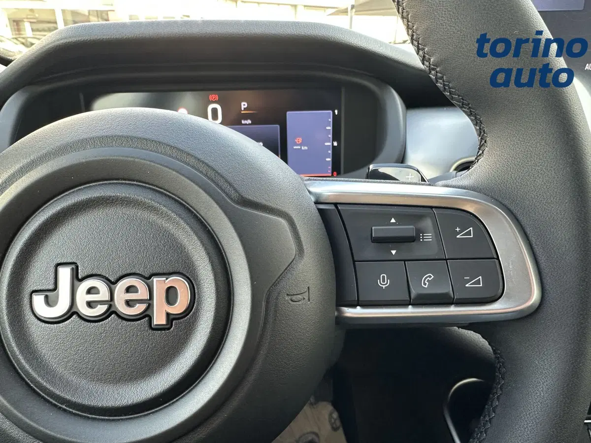Jeep Avenger nuova a Cuneo (19)