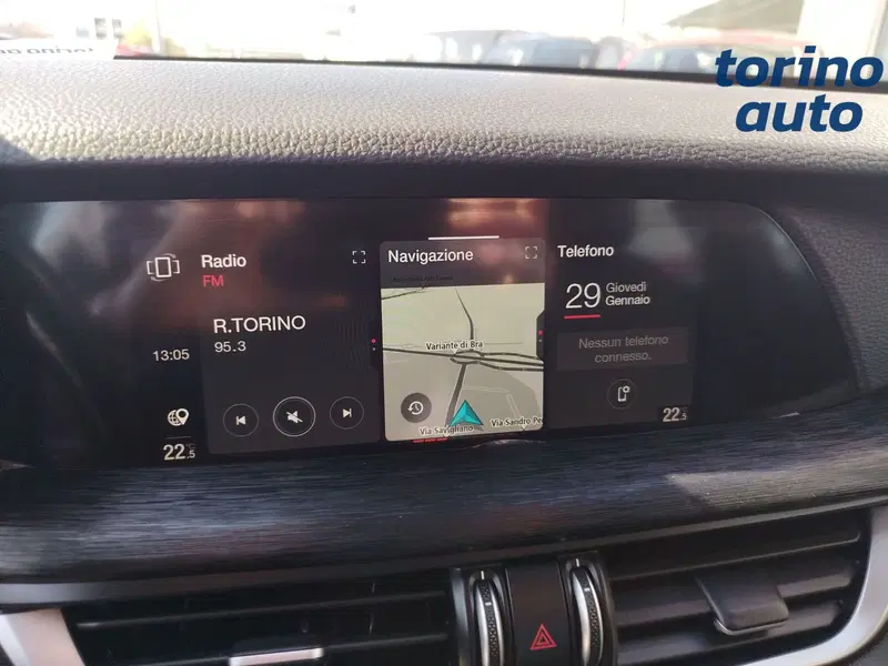 Alfa Romeo Stelvio usata a Cuneo (15)