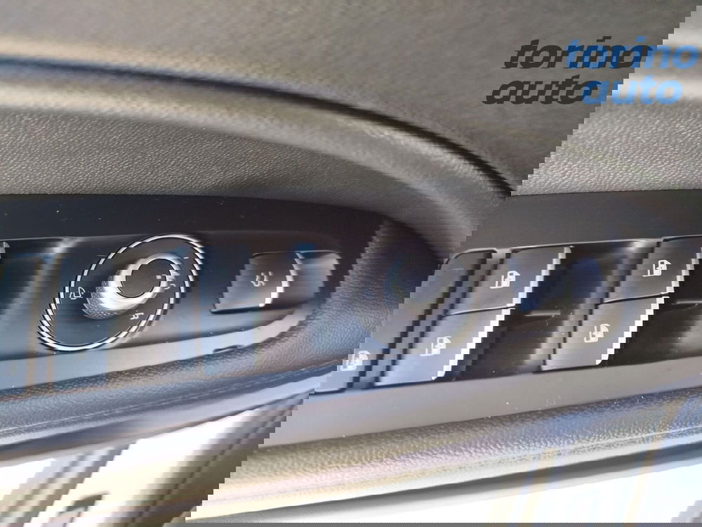 Alfa Romeo Stelvio usata a Cuneo (17)