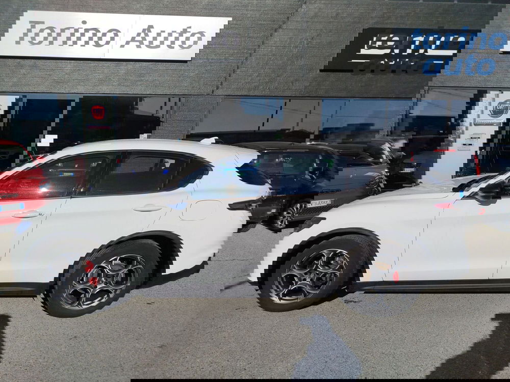 Alfa Romeo Stelvio usata a Cuneo (4)